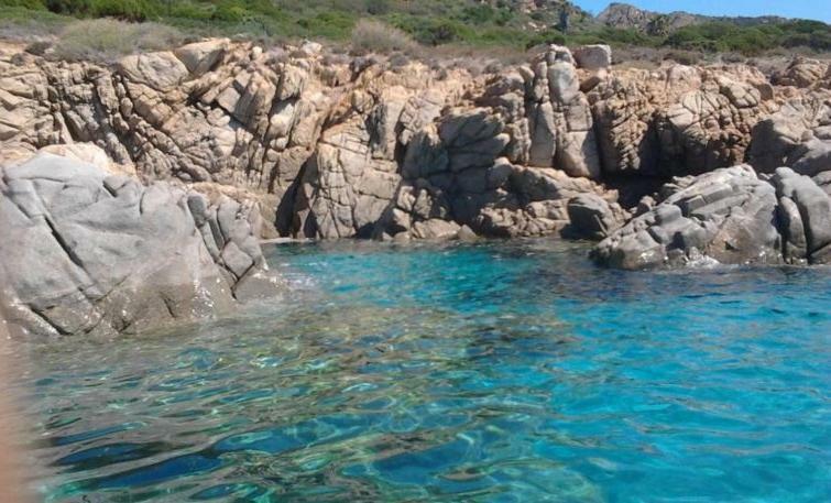 Bed and Breakfast L'Onda Blu Domus De Maria Exterior foto